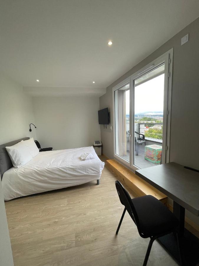 Le Salvador - Appart'Hotel De 18M2 A 44M2 La Talaudiere Exterior foto