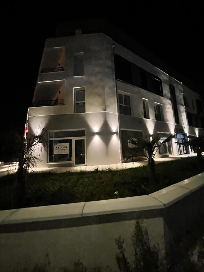 Le Salvador - Appart'Hotel De 18M2 A 44M2 La Talaudiere Exterior foto