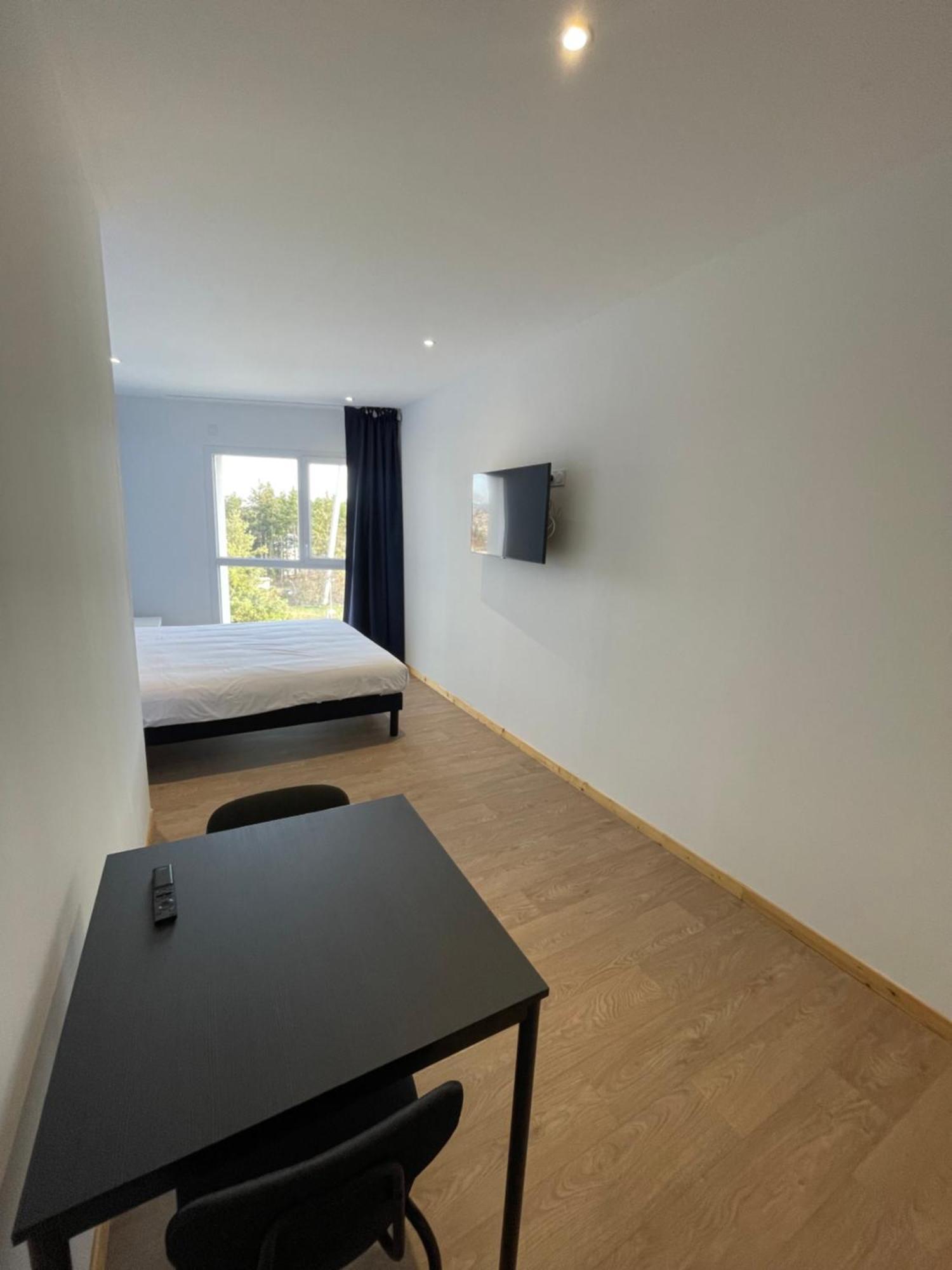 Le Salvador - Appart'Hotel De 18M2 A 44M2 La Talaudiere Exterior foto