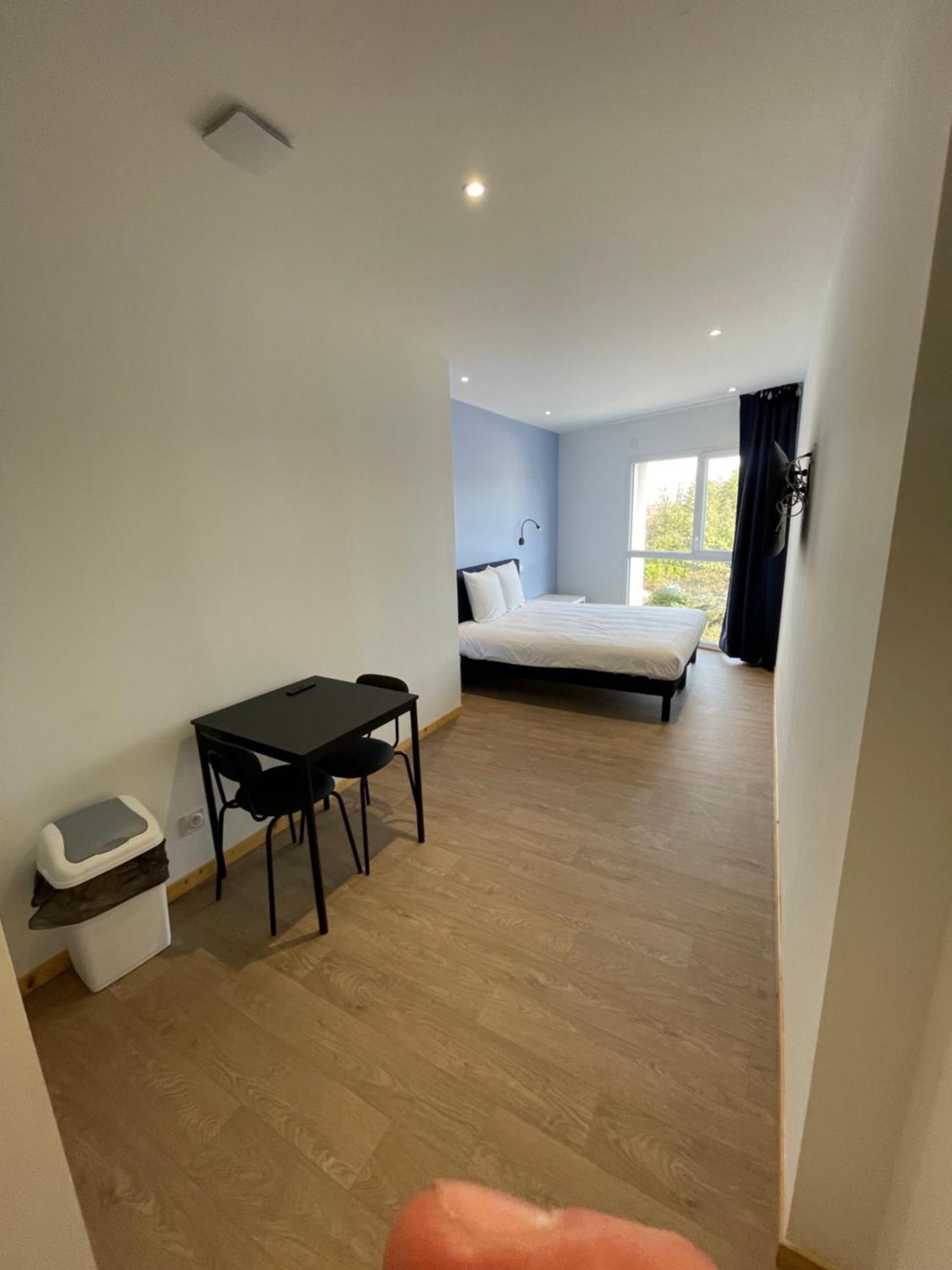 Le Salvador - Appart'Hotel De 18M2 A 44M2 La Talaudiere Exterior foto