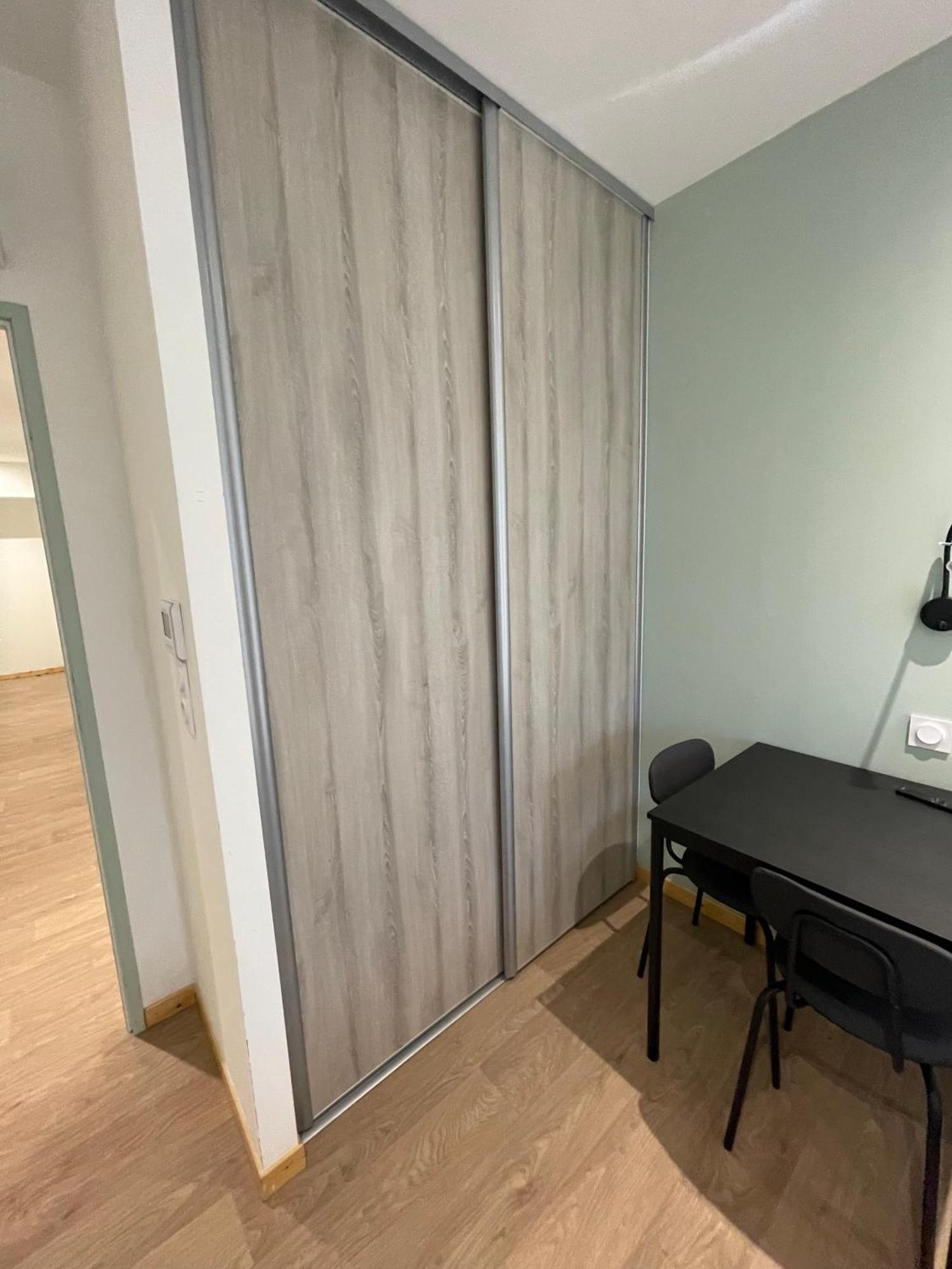 Le Salvador - Appart'Hotel De 18M2 A 44M2 La Talaudiere Exterior foto